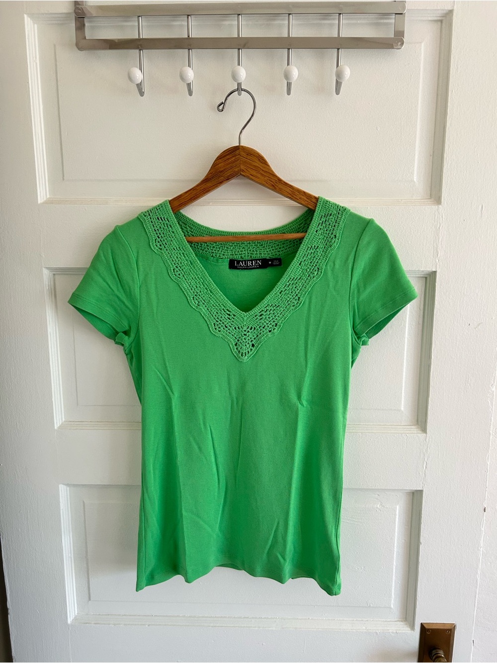 👚 [Ralph Lauren] Tee V-Neck in Green 💯 Cotton, Lace Inset, Size M, EUC